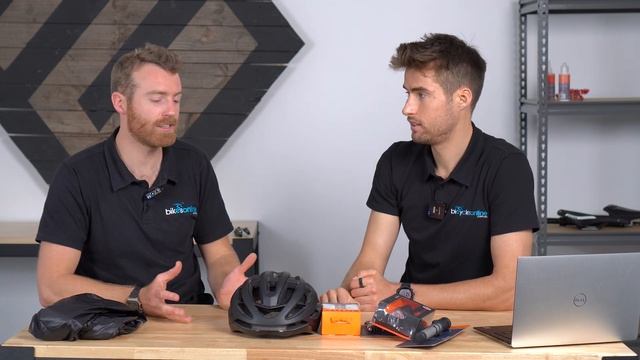 Commuter Bike Essentials & Tips | Folding Bike Race! (Bike Shed Show EP 3) смотреть онлайн