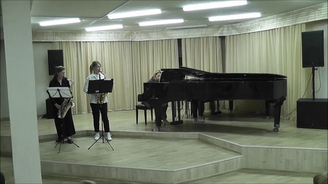 Ольга Изгагина (сакс), Екатерина Один (сакс), Елена Быстрова (ф-но). Л. Табачник «Еврейские напевы» смотреть онлайн