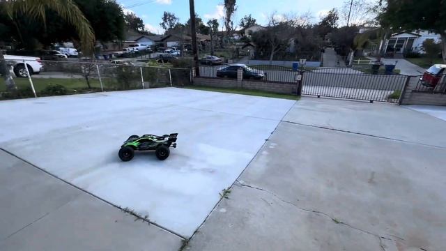 NEW TRAXXAS XRT CAME IN AND TRAXXAS 2085R 600 Servo!!! TRAXXAS XRT ULTIMATE CLONE BUILD PART 1