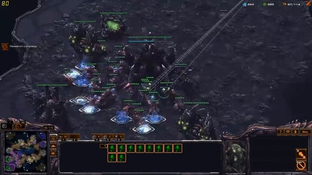 Starcraft 2 Shredding an Army with Lurkers!! смотреть онлайн