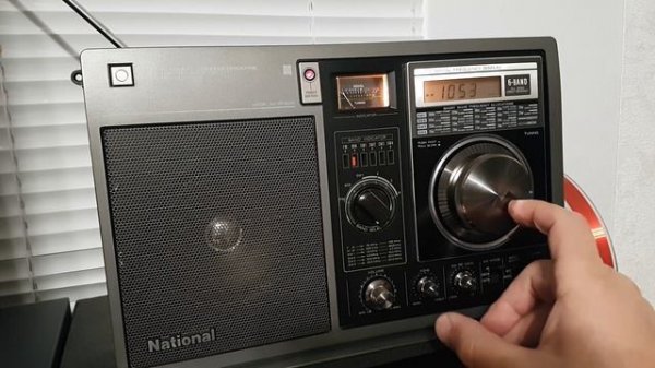 NATIONAL PANASONIC  RF B300  АМ\СВ