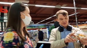 "СПАР" В "ВИКТОРИЯ ПЛАЗА". ТУПЫЕ ОХРАННИКИ ПОДСТАВИЛИ КРАСАВИЦУ - ДИРЕКТОРА.