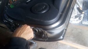 Устранение люфта в дверях Lada Granta