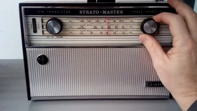South African radio receiver Gallo Strato Master (1968) смотреть онлайн