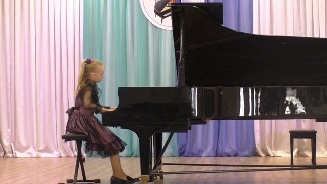 Хрипченко Ярослава, 10 лет Лядов Прелюдия ор. 10 № 1 смотреть онлайн