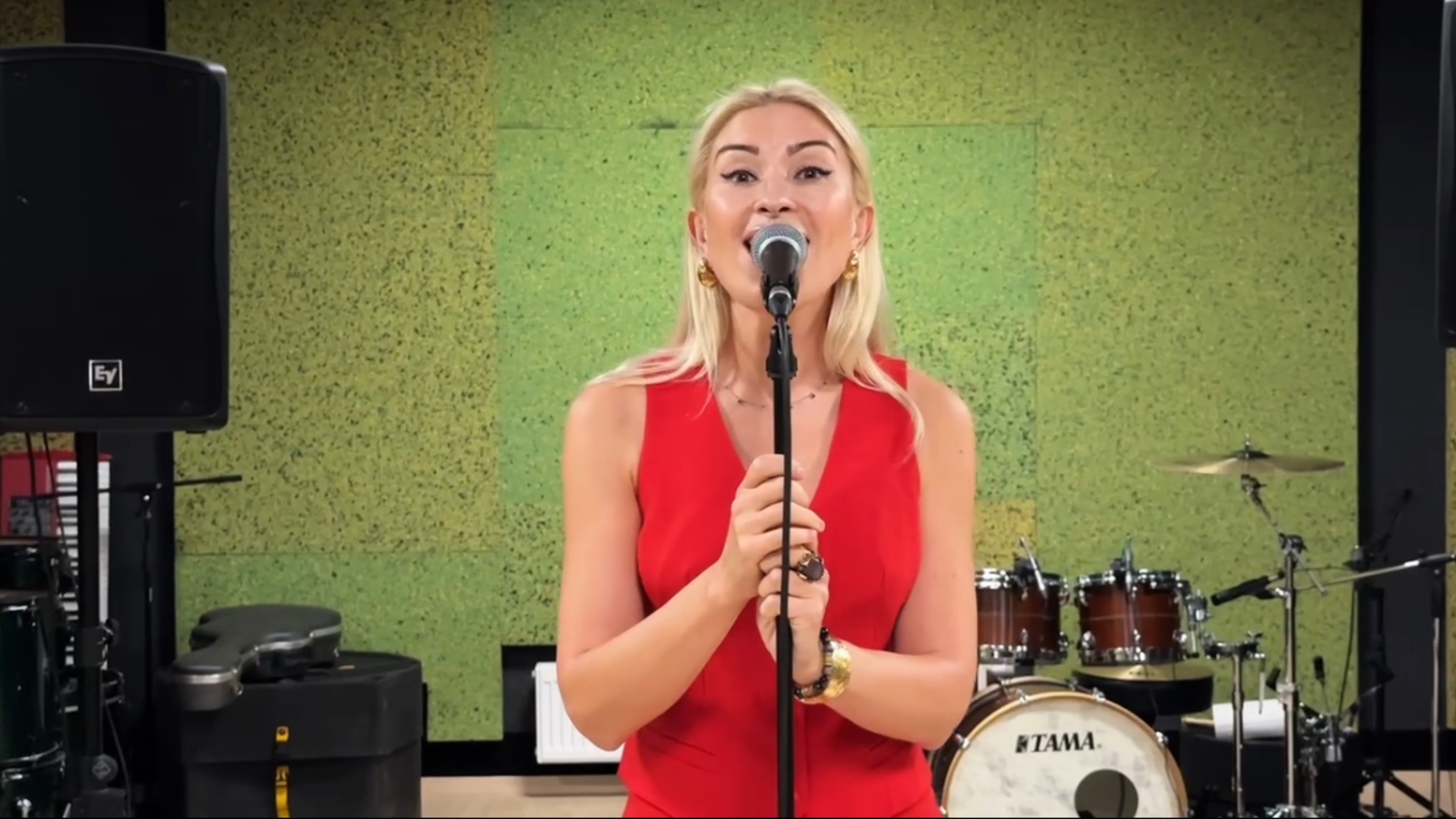 Дарья Валова - Fai Rumore