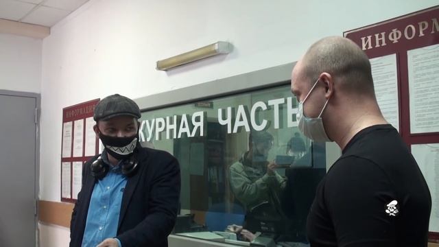 Менты наехали на активистов СтопХам / Срочный выезд в ОП 44 смотреть онлайн