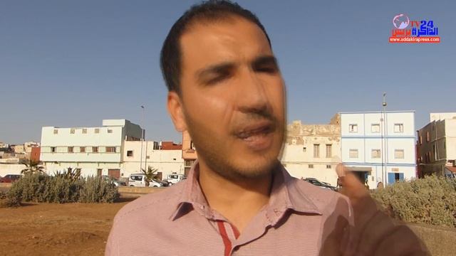 الاحتجاج على احتلال المقاهي للملك العمومي باسفي смотреть онлайн