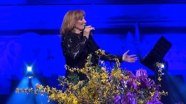 Tereza Kesovija - Dvije gitare / Les deux guitares (Krapina) смотреть онлайн