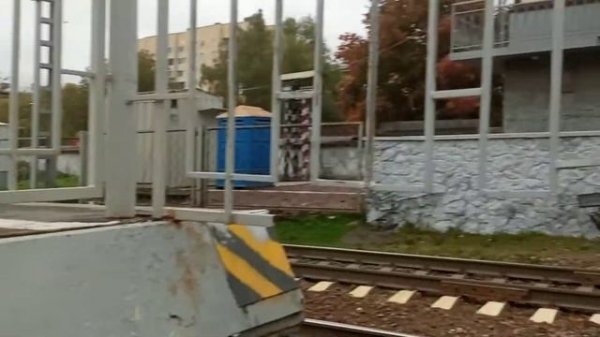 жд переезд удельная