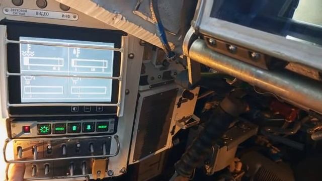 Пуск двигателя танка Т-72Б3М стартером-генератором смотреть онлайн