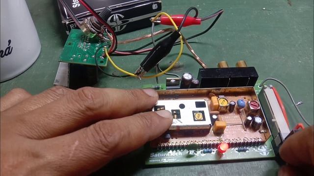 tuner radio FM 30.ribuan смотреть онлайн
