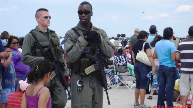 Trace Adkins- Rough & Ready/ some lyrics смотреть онлайн