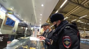 ПЕРЕВОСПИТАЛИ МУСОРА Петю Борисова В ПОЛИЦЕЙСКОГО!!! ОХРАНА БЫКУЕТ!!!