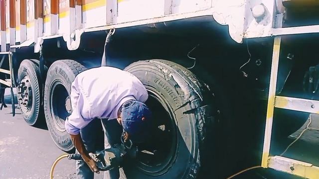 | Wrench Machine Tyre Changing | & Fiting | смотреть онлайн