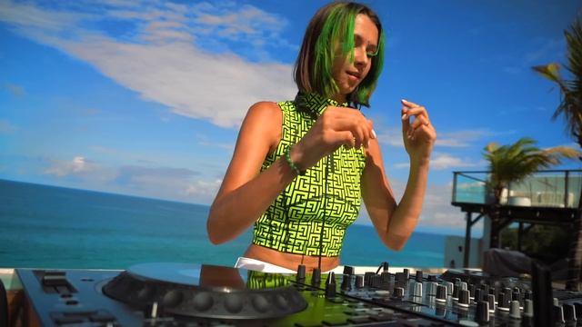 Miss Monique - MiMo Weekly Podcast 038 Bali [Melodic Techno Progressive House DJ Mix]