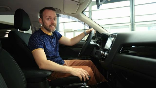 Обновленный Mitsubishi Outlander 2021 модельного года смотреть онлайн