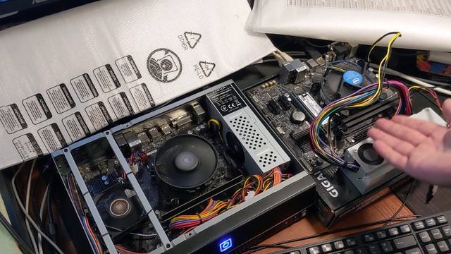 Mini Pc Case & Config