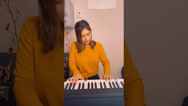 DECODE - PARAMORE (Piano cover: Georgy Manterola) смотреть онлайн