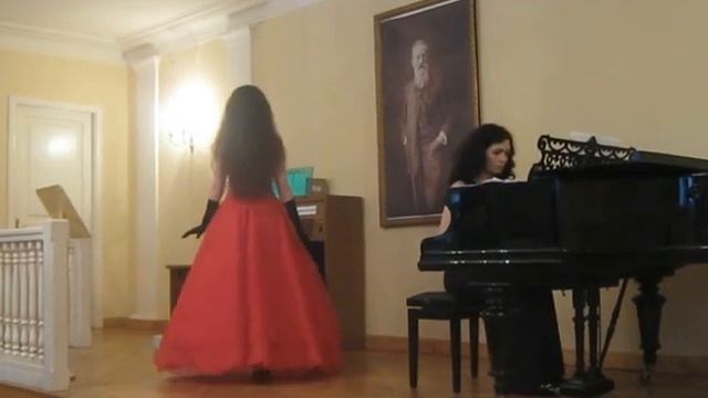 Ария Лючии поет Екатарина Десятникова смотреть онлайн