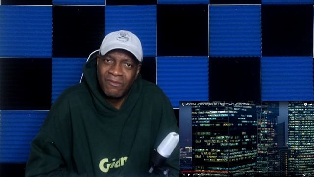 МОСКВА НОВОГОДНЯЯ 4К // NEW YEAR'S MOSCOW 4K (REACTION) смотреть онлайн