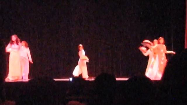 Lotus Flower Tray Dance смотреть онлайн