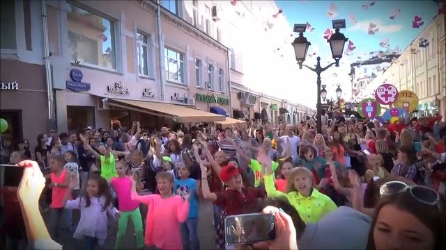 Москва. Рождественка- – одна из старейших улиц Москвы смотреть онлайн