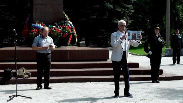 106 лет разведчику Кузнецову Николаю Ивановичу смотреть онлайн