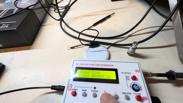 FG 100 DDS Function Generator Testing A function Generator that $19 Bucks Part 2 смотреть онлайн