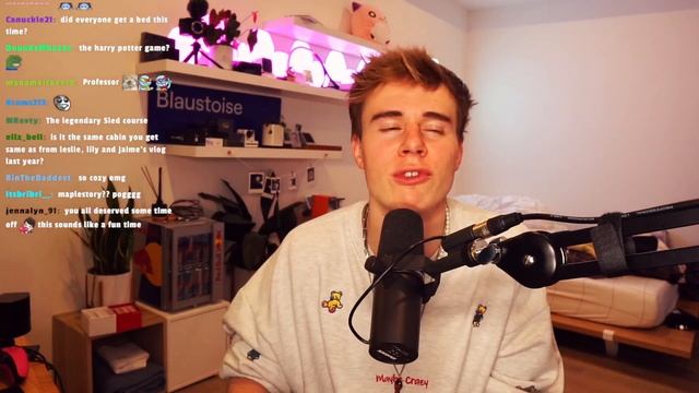 Blau Gives A Shoutout To Abe, Lily And Leslie смотреть онлайн
