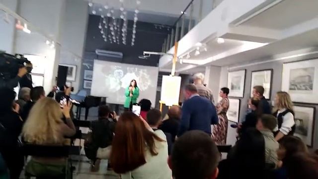 В музее изобразительных искусств смотреть онлайн