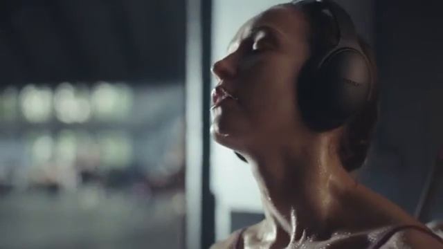 BOSE QuietComfort 35 II - Встроенный Google Assistant смотреть онлайн