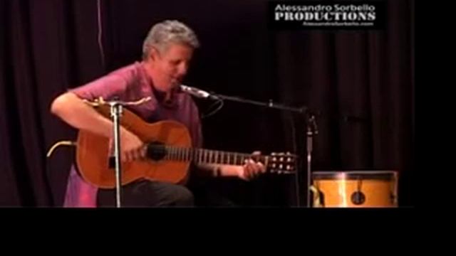 Jaider De Oliveira performs 'Moving' смотреть онлайн