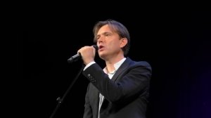 Олег Погудин,   Эта женщина в окне