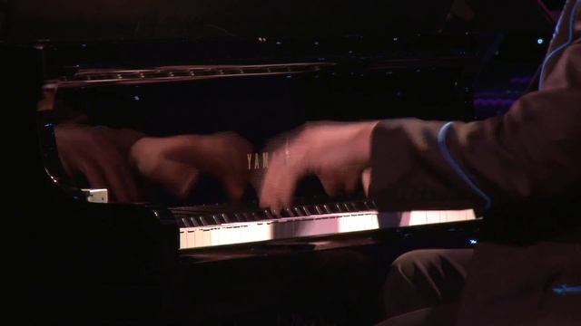 Kitten On The Keys - John Presley