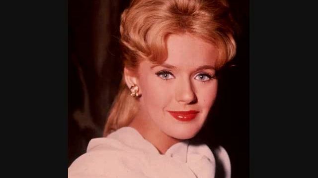 Sixteen Reasons ~ Connie Stevens (1959) смотреть онлайн