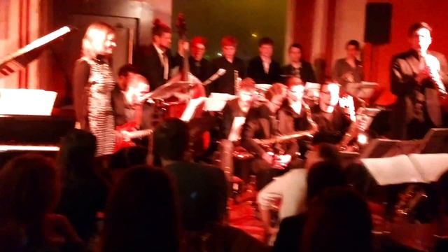 New European Jazz Collective - In the Colosseum (Tom Waits) смотреть онлайн
