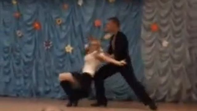 Последний звонок 11 кл. смотреть онлайн
