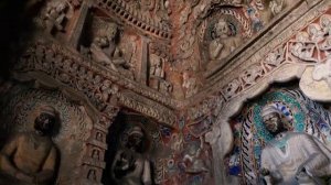 Древние рукотворные гроты Юньган. Провинция Шаньси. Китай.