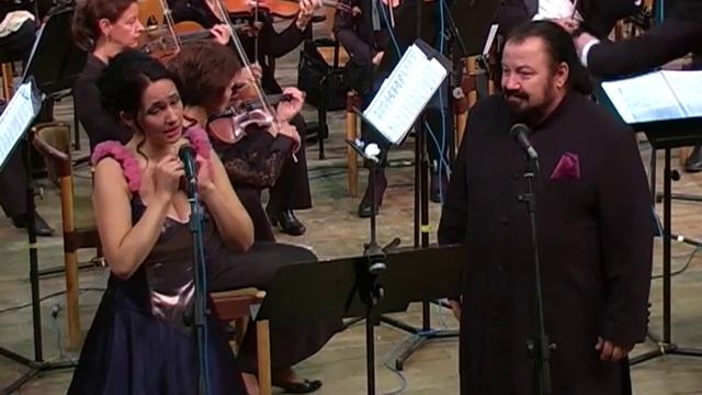 Puccini - ''La Boheme'' - Duetto Mimi / Rodolfo смотреть онлайн