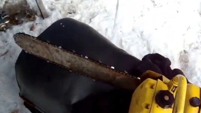 A BIG MAC MEETS A LITTLE ELAN SKIDOO смотреть онлайн