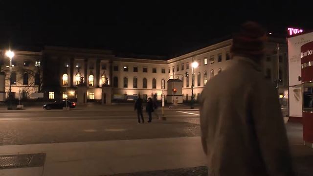ночная экскурсия по берлину смотреть онлайн
