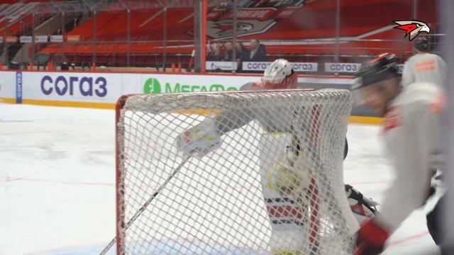 «ЭТО БУДЕТ ПРИНЦИПИАЛЬНЫЙ МАТЧ» | Емелин и Береглазов перед «Металлургом» | СЕЗОН 20/21 смотреть онлайн