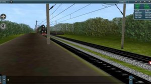 Паровоз П-36, тянет ретро поезда.