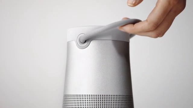 BOSE SoundLink Revolve+ Bluetooth speaker смотреть онлайн