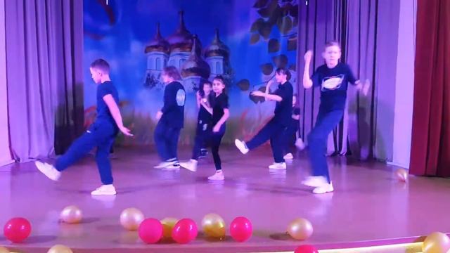 Выступление школы Pro Dancers School ЦКД мкр. Красный Октябрь. 23.10.21 (номер сделан за 3 часа) смотреть онлайн