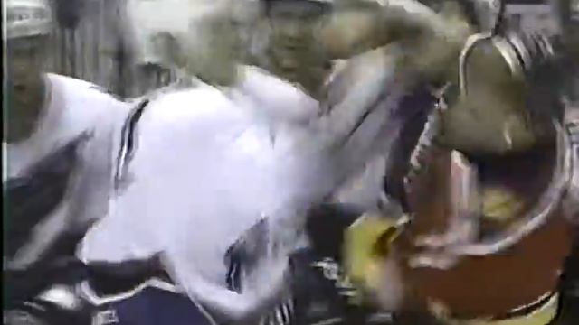 Mark Tinordi vs Bill Lindsay смотреть онлайн