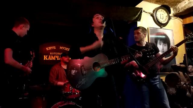 ФОЙЕ - Атаман (КИНО cover) смотреть онлайн