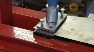 Гидравлический г-образный пресс для кузовного ремонта и не только.