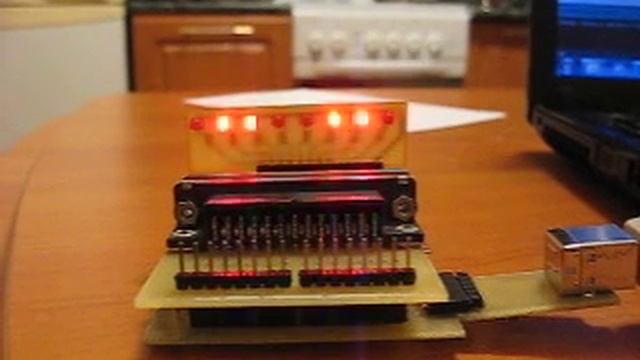 Arduino и 8 светодиодов смотреть онлайн